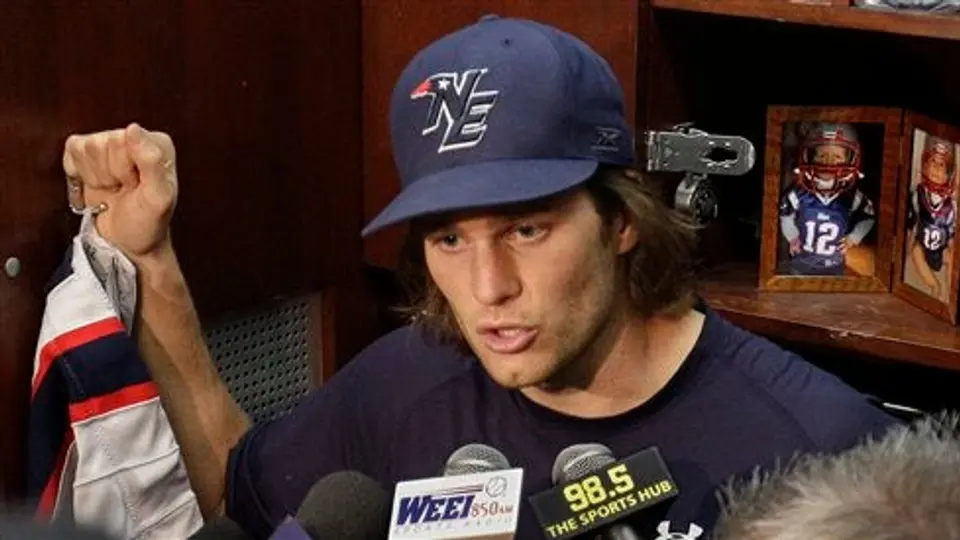 Guerra de declaraciones entre Cromartie y Tom Brady