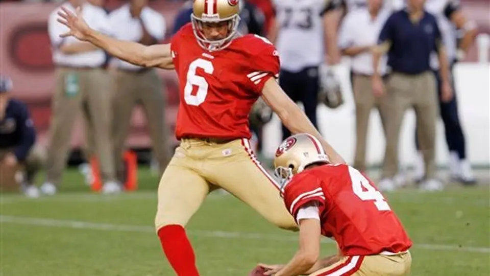 Nedney da triunfo a 49ers sobre Carneros en tiempo extra
