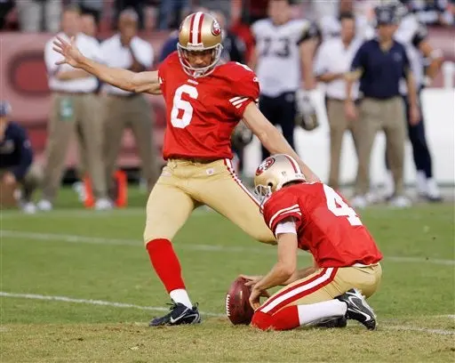Nedney da triunfo a 49ers sobre Carneros en tiempo extra
