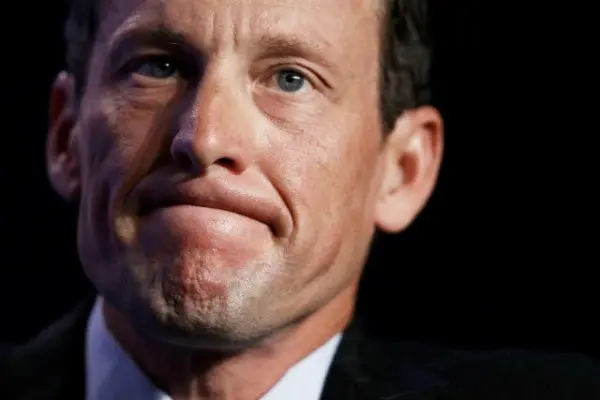 Armstrong engrosa lista de atletas que admiten dopaje