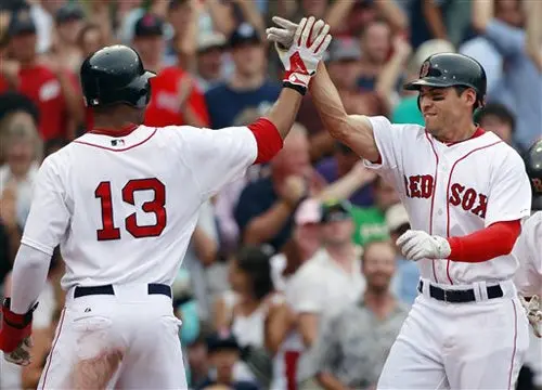 Medias Rojas vence a Yanquis 10-4 y comparten el liderato de la división