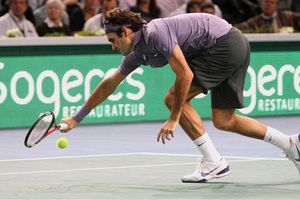 Federer cae ante Monfils en Masters de Paris