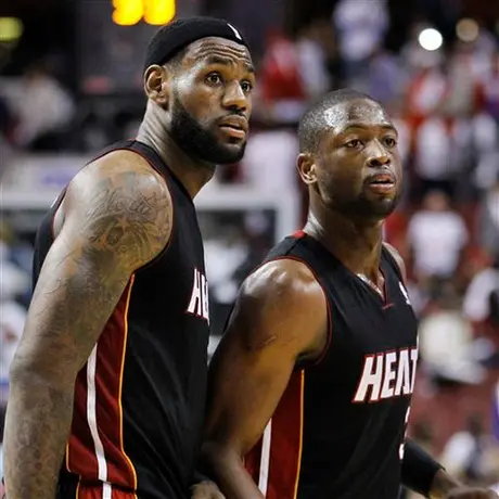 Miami se impone a Filadelfia y pone 3-0 la serie