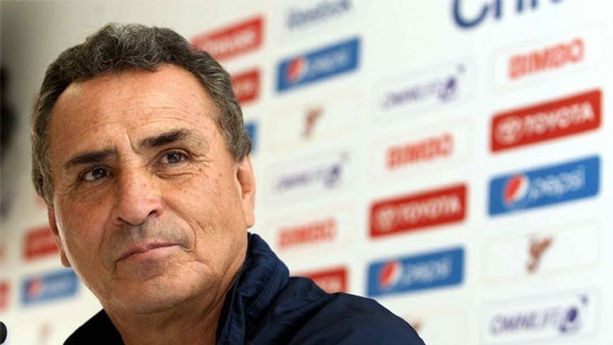 'Güero' Real admite diferencias en sus tres torneos con Chivas | RÉCORD