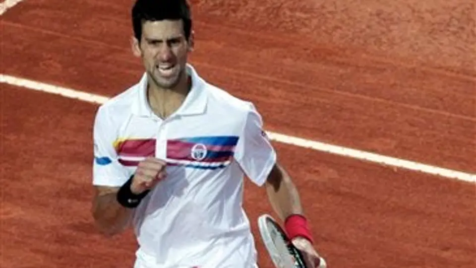 Djokovic continúa con su poderío; doblega a Nadal en Roma