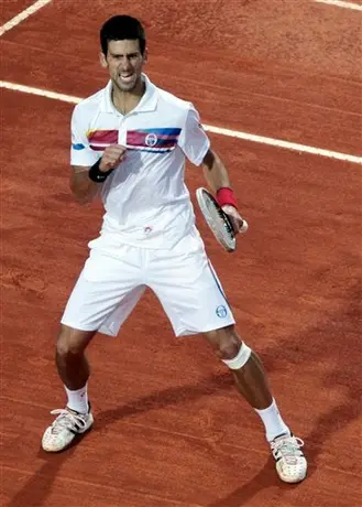 Djokovic continúa con su poderío; doblega a Nadal en Roma