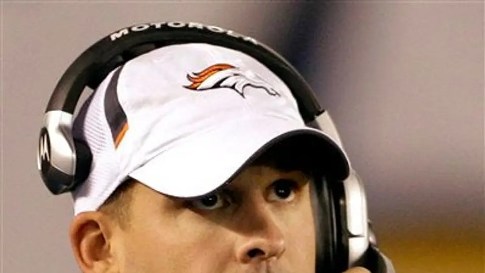 Broncos despiden al coach Josh McDaniels