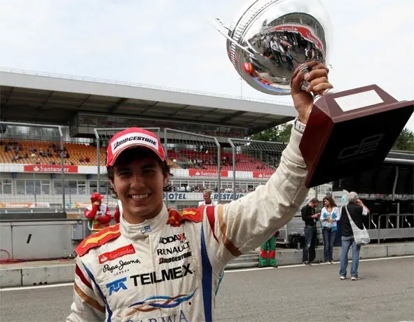'Checo' Pérez gana en la última fecha de la GP2 Series