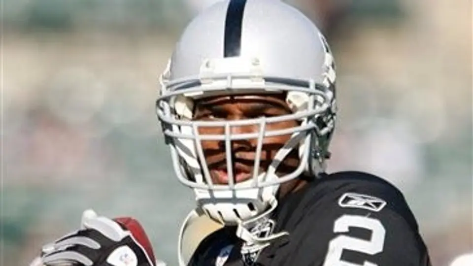 Pieles Rojas tiene en la mira al QB Jamarcus Russell