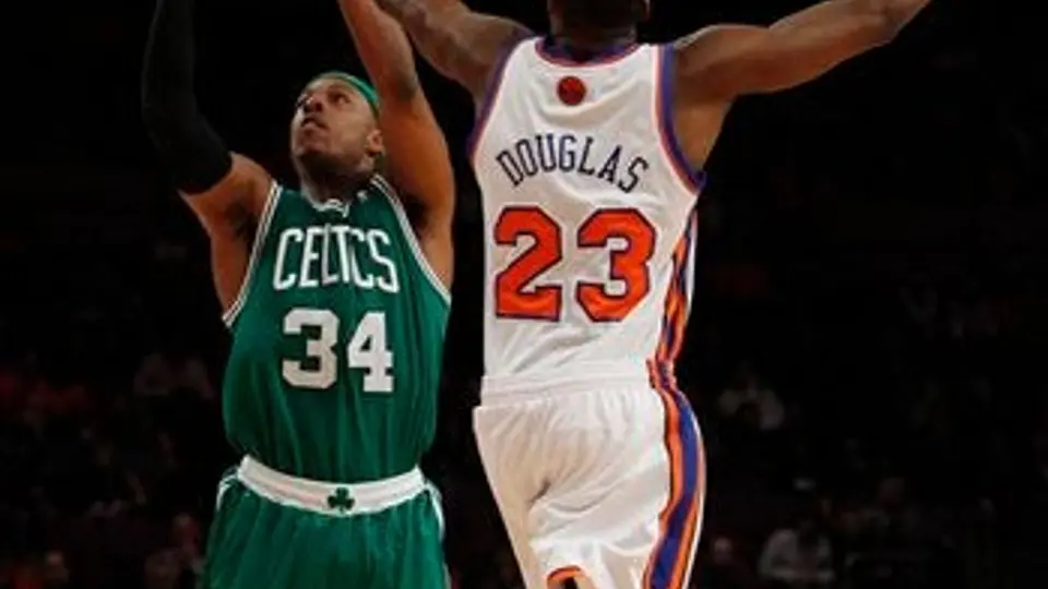 Celtics toma ventaja de 3-0 en la serie ante los Knicks