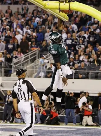 Vick domina a Vaqueros; Filadelfia vence 30-27 a Dallas