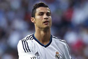 CR7 multado por conducir a exceso de velocidad