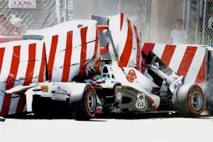 Sauber confirma que Checo Pérez no correrá en Mónaco