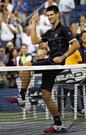 Djokovic califica caminando a Octavos del US Open
