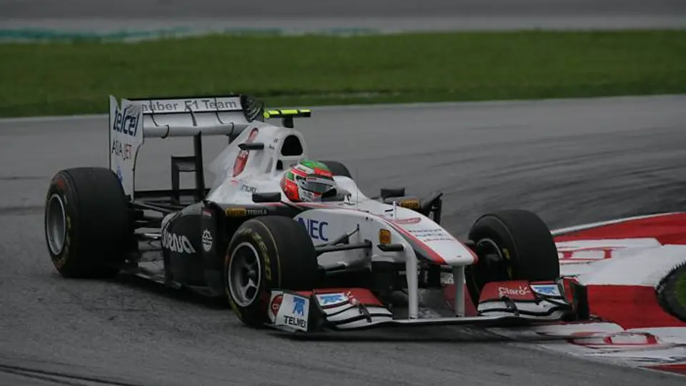 Checo, séptimo en la Práctica 1 de China