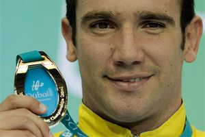 Subirats gana oro en 50 metros mariposa en Mundial piscina corta