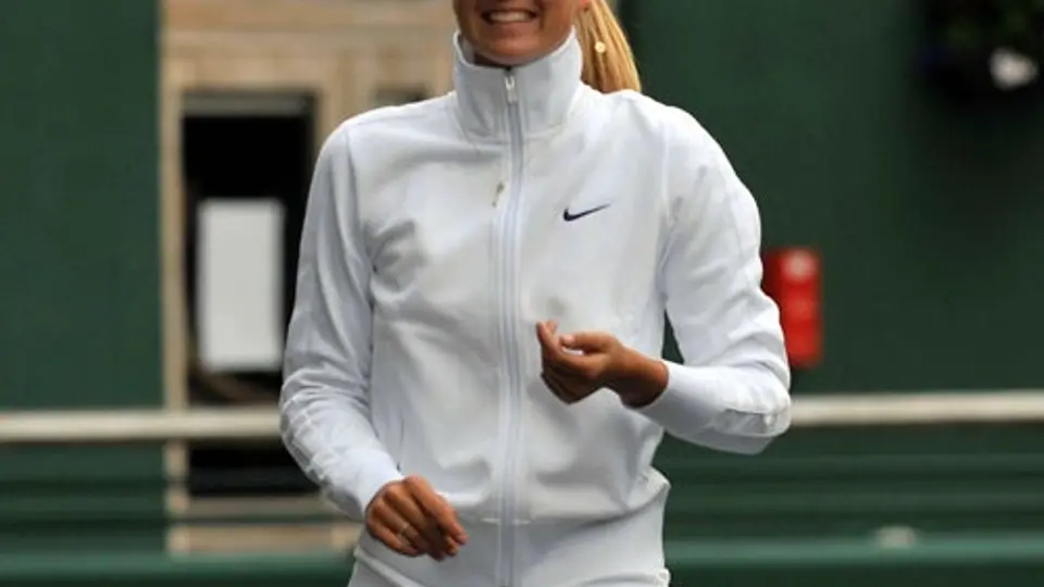 Cambian partido de Sharapova y Zvonareva por la Final del futbol mexicano