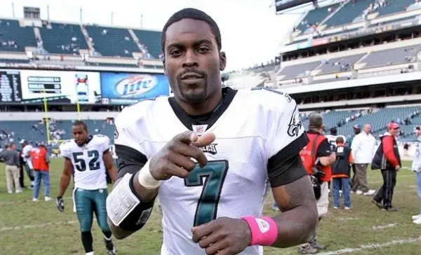 Vick vs Hillis, la final por la portada Madden 12