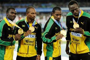 Bolt y Jamaica rompen récord mundial en 4x100