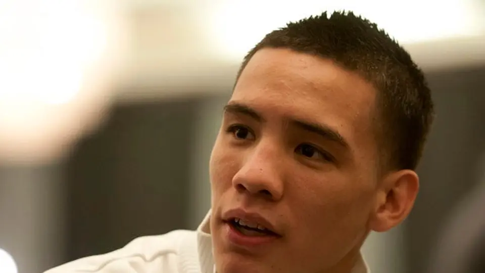 Oscar Valdez logra su tercera victoria por nocaut