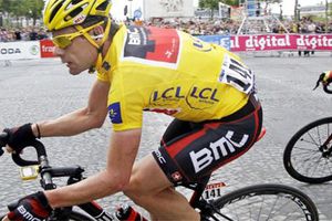 UCI dice que no hubo más positivos en Tour de France