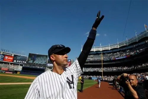 Yanquis derrota a los Rays y Jeter logra su hit 3 mil