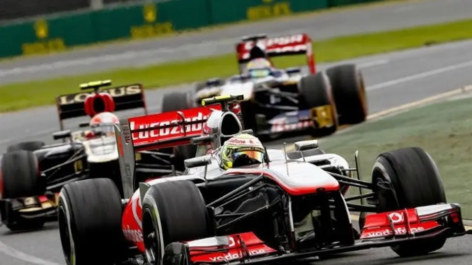 Checo 13 y Gutiérrez 15 en la P1 de Sepang