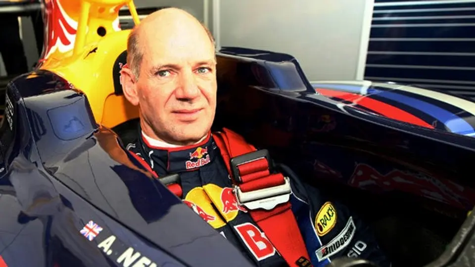 Newey, creador del RB7, es el genio de la F1
