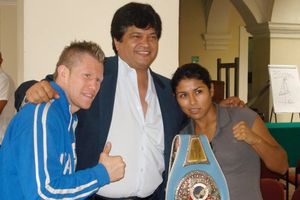 Arely Muciño defenderá título mundial frente a Ava Knight