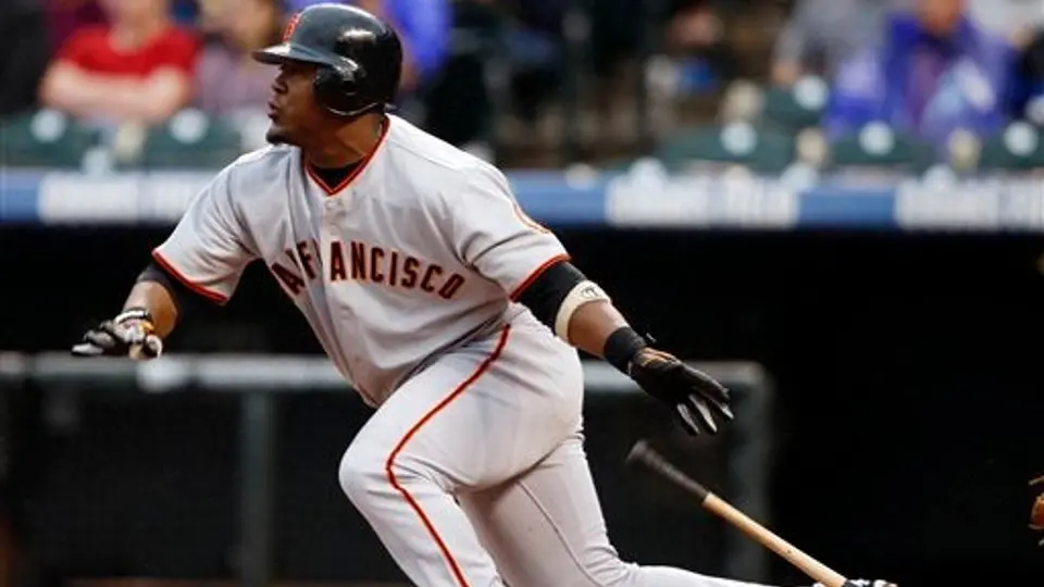 Juan Uribe firma por 21 mdd y tres campañas con los Dodgers