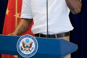 Vinculan a Kobe Bryant con presunta agresión en iglesia