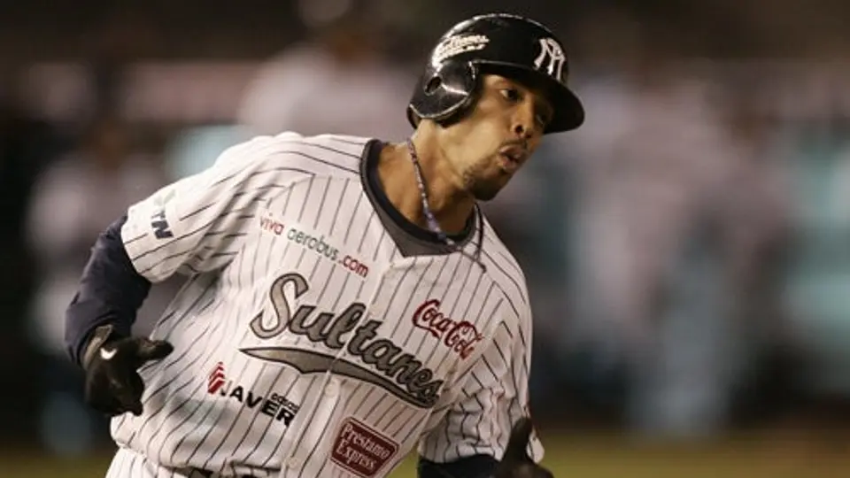 El Che' Reyes quiere a Chris Roberson en Sultanes