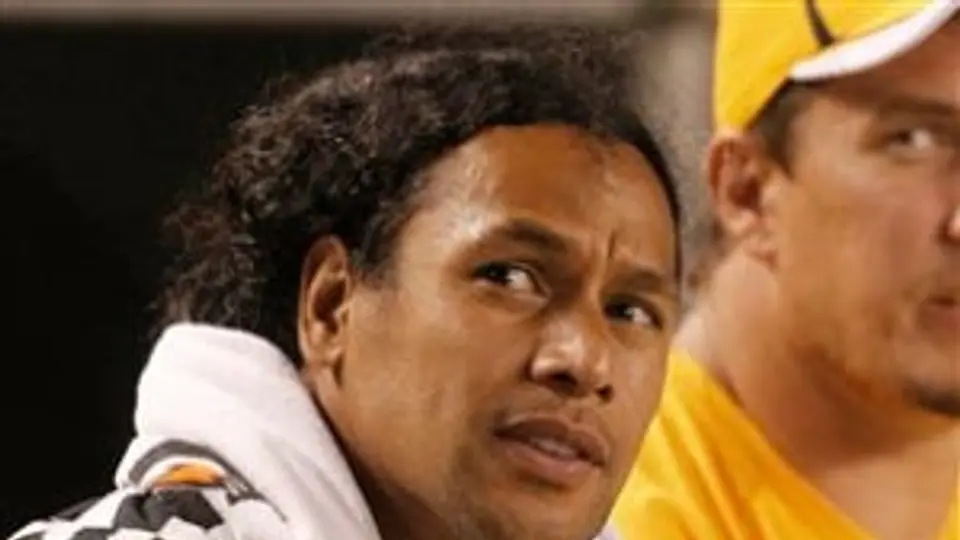 Polamalu renovó con Acereros