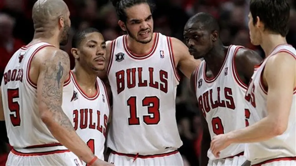 Bulls sufre, pero gana segundo de la serie a Pacers