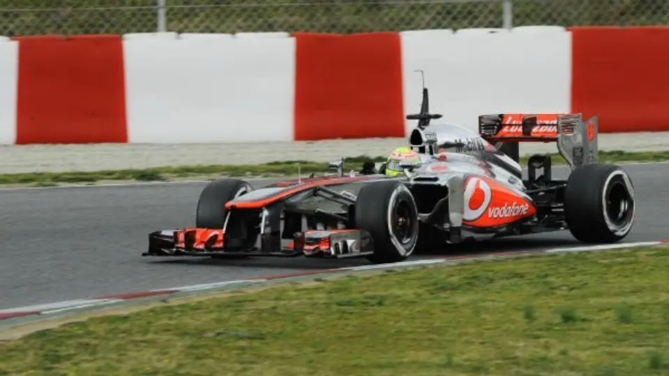 Checo fue séptimo en Montmeló; Guti noveno
