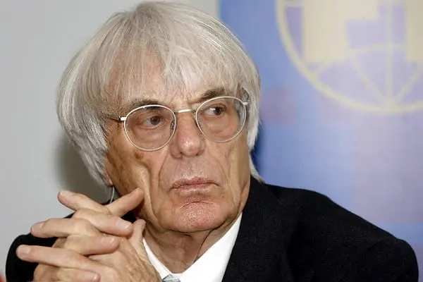 Bernie niega negociaciones con Ferrari para venta de F1