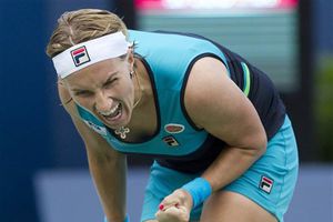 Kuznetsova clasificó a la segunda ronda en Cincinnati