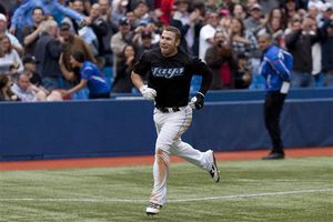 Boston cae 1-0 ante Toronto y se aleja del liderato divisional