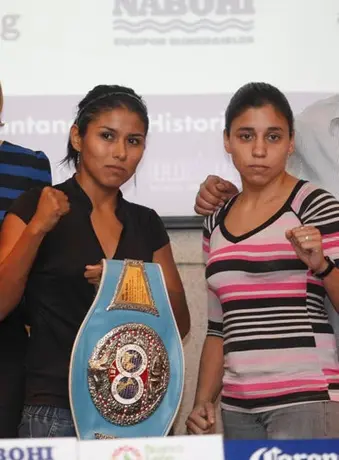 Soy de pocas palabras, hablaré arriba del ring: Arely Muciño