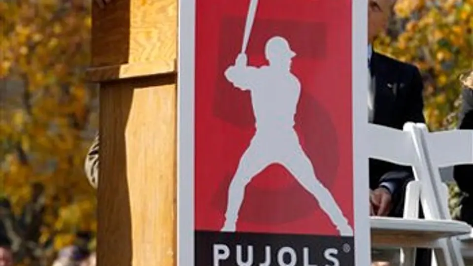 Presentan estatua de Albert Pujols