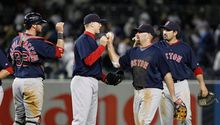 De la mano del Titán, Boston vence 5-4 a Yanquis