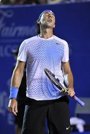 Santiago González deja ir el primer punto en Copa Davis