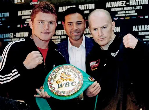 Con Canelo empieza una nueva época en el boxeo: De la Hoya