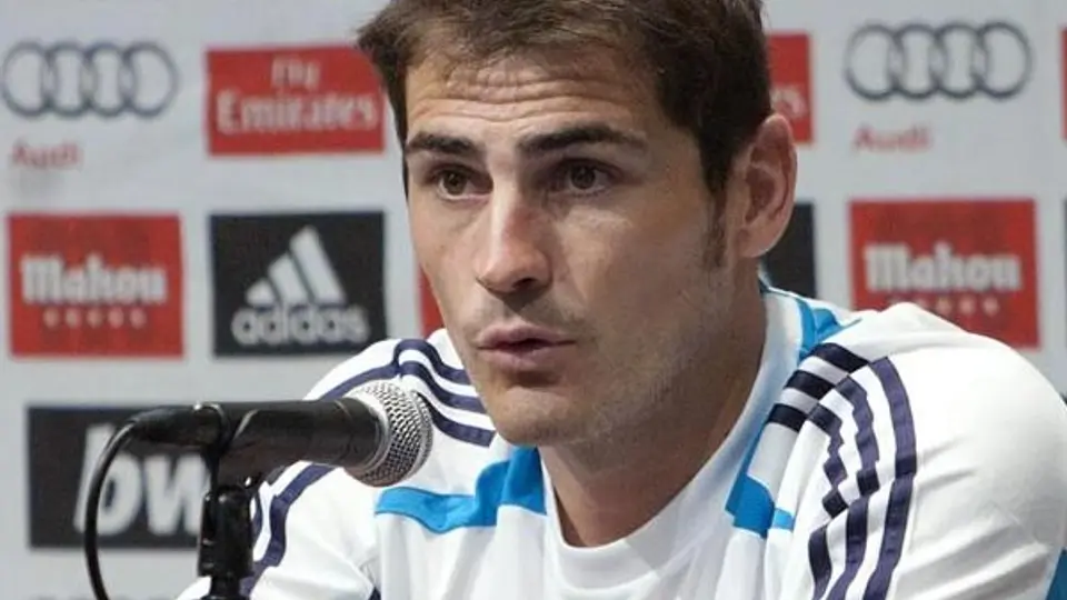 "Vamos a ganar y a olvidar el pasado": Casillas