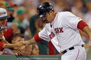 González sigue en plan grande y Boston derrota 14-5 a San Diego