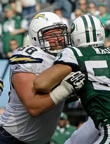 Árbitros de la NFL detectarán síntomas de conmoción cerebral