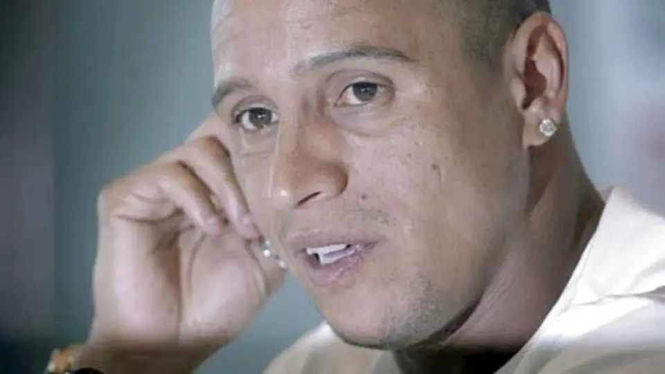 Roberto Carlos, será DT y jugador del Anzhi de Rusia