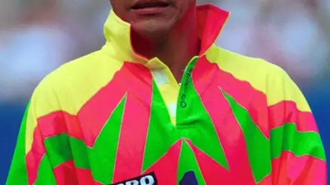 Jorge Campos, mejor arquero mexicano en los últimos 25 años