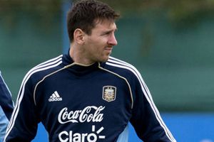 Reloj diseñado por Messi será subastado