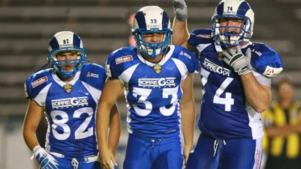 Borregos Salvajes superan a los Jaguares